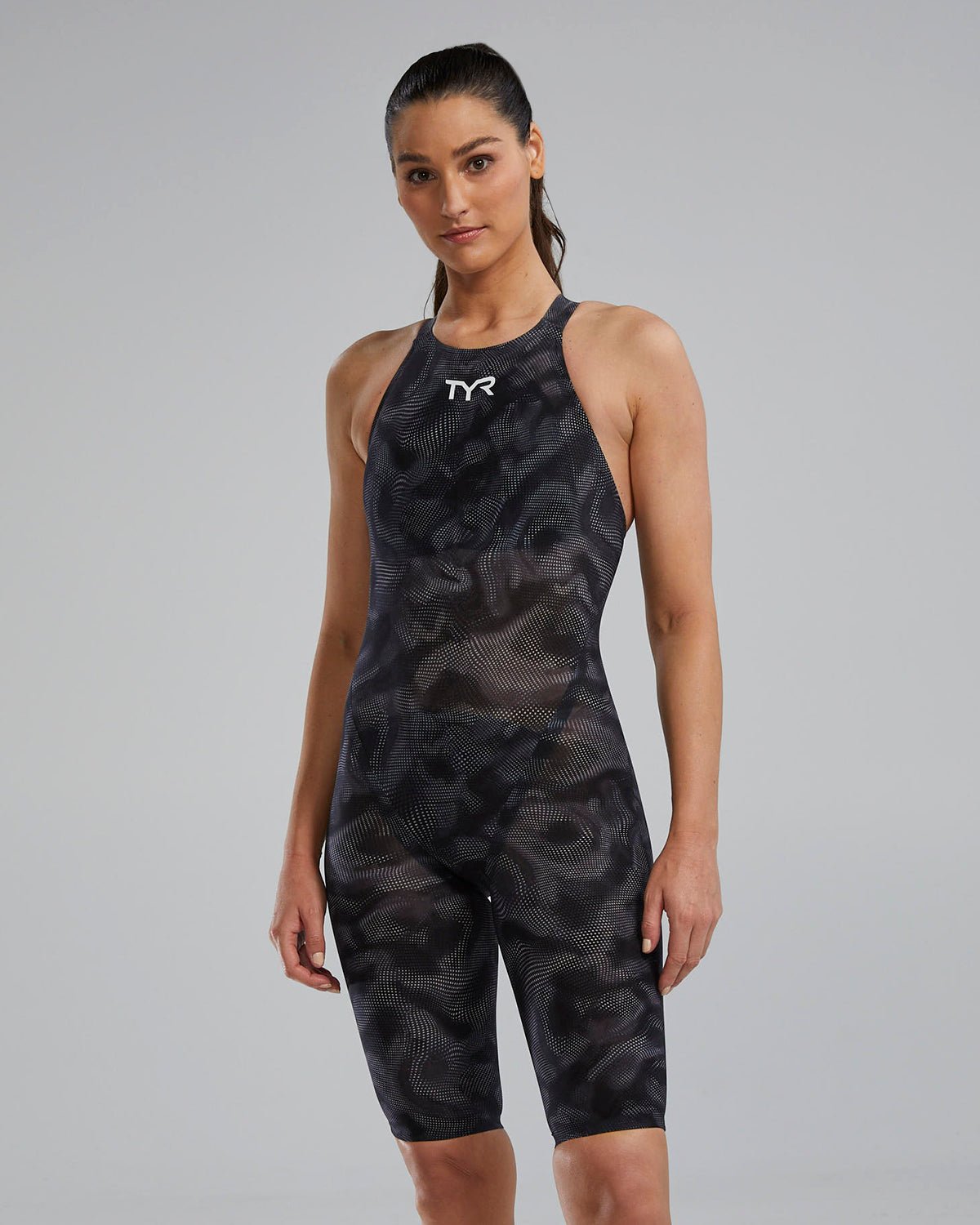 TYR Avictor 2.0 Exolon Closed Back Technical Suit – East Valley Sports